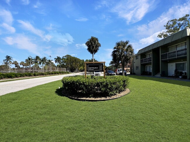 Foto del edificio - 1852-D Golf View Avenue #35