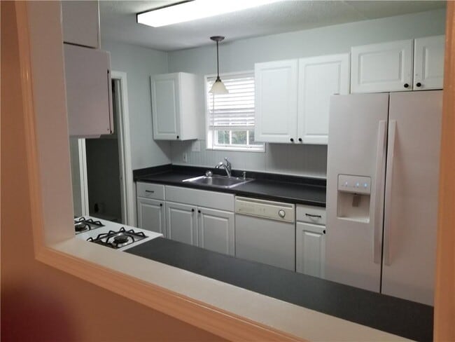 Foto del edificio - 107 Sterling Ct