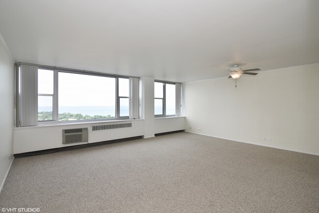 Foto del edificio - 4250 N Marine Dr