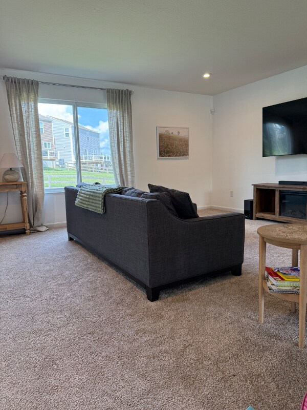 Foto del edificio - 6638 Glencree Ln