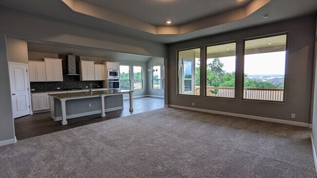 Building Photo - 530 Singing Creek