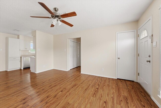 Photo - 401 N 7th St - 401 N 7th St Unit C Apartment