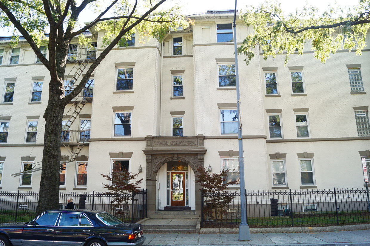 Foto principal - 150 Rhode Island Ave NW