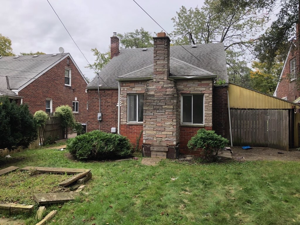 Building Photo - 17635 Greenview Ave