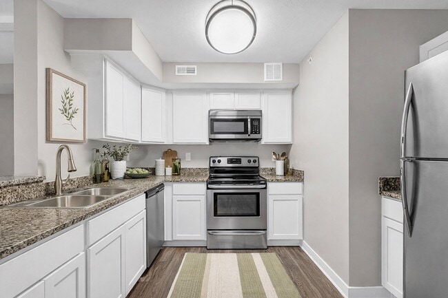 Beautiful Kitchen at Timber View Apartments - Timberview