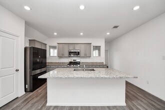 Building Photo - 14230 Elrington Holw Trl