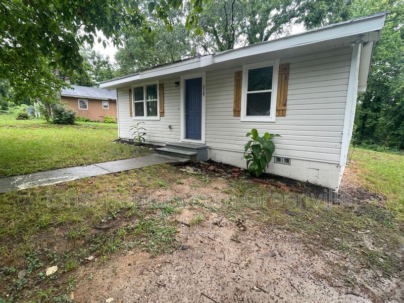 Primary Photo - 519 Rice St