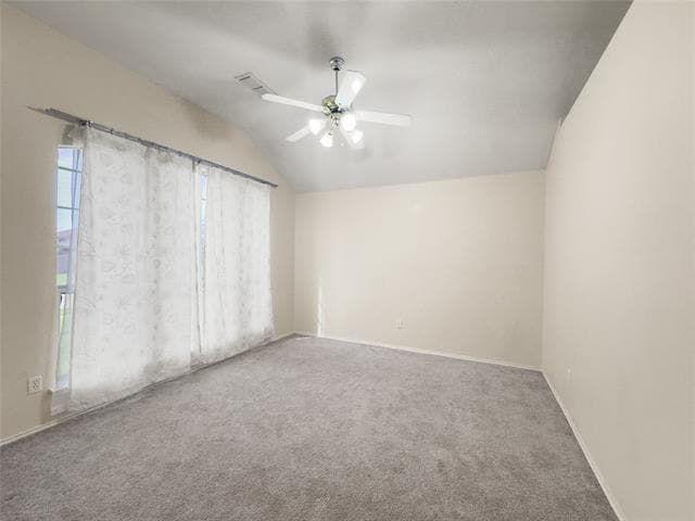 Foto del edificio - 1523 Wolf Creek Dr