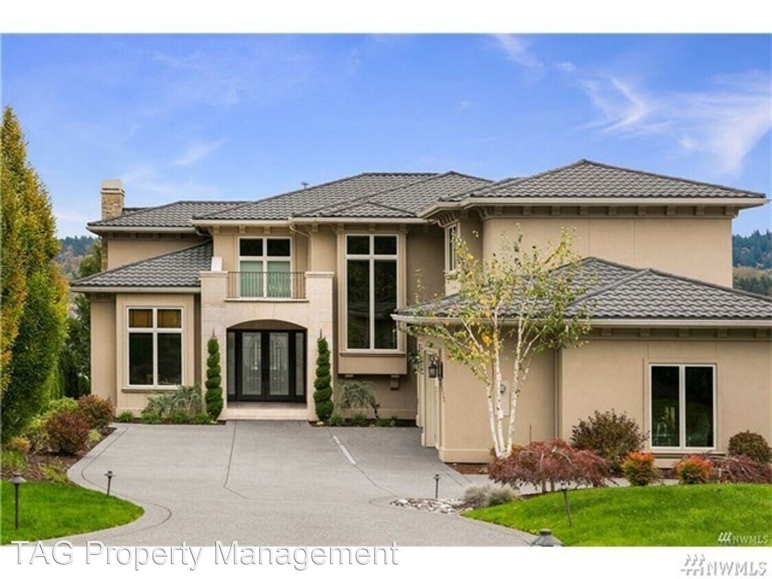 Primary Photo - 5 br, 4.5 bath House - 4872 194th Ave SE