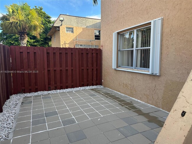 Building Photo - 9972 SW 88th St