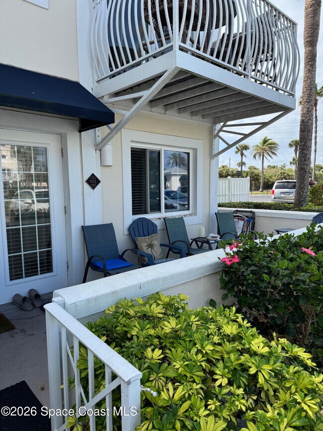 Building Photo - 8600 Ridgewood Ave