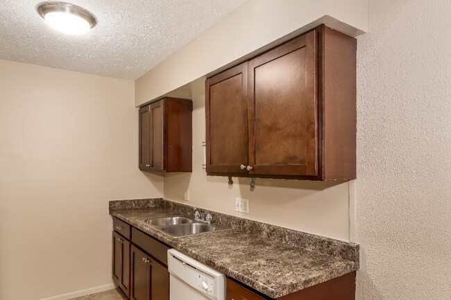 Foto del edificio - 4668 Talmadge Rd