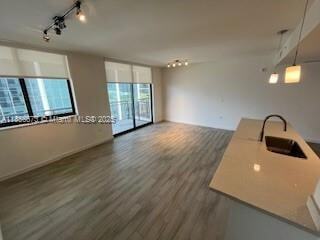 Foto del edificio - 999 SW 1st Ave