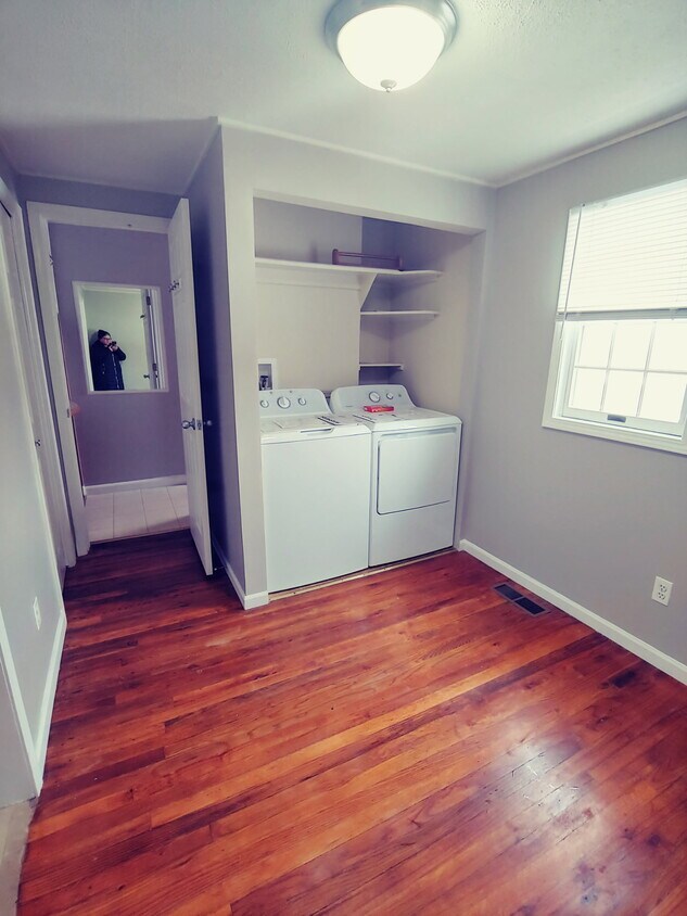 Foto principal - 77 Longfellow Rd