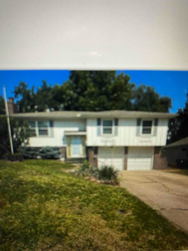 Primary Photo - 8801 Grandview St