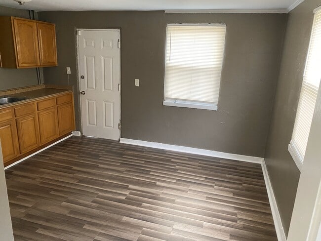 Photo - Hillsboro Apartment