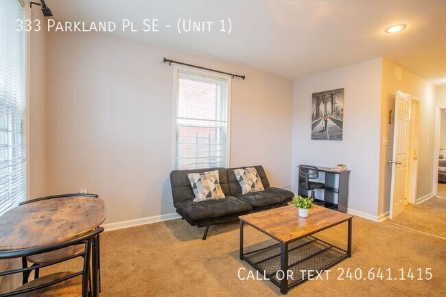 Foto del edificio - 333 Parkland Pl SE