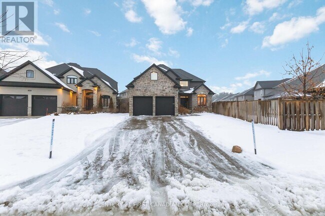 Building Photo - 1816 Ballymote Ave