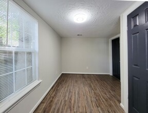 Building Photo - 3416 Europa St