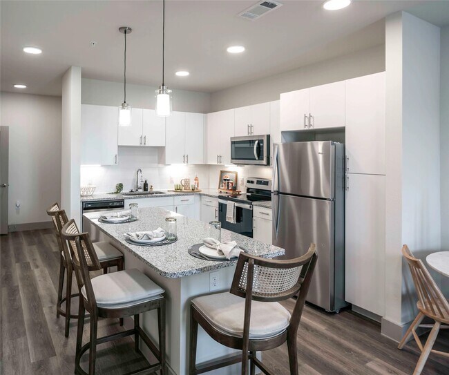 Building Photo - 13958 Cottingham Rd