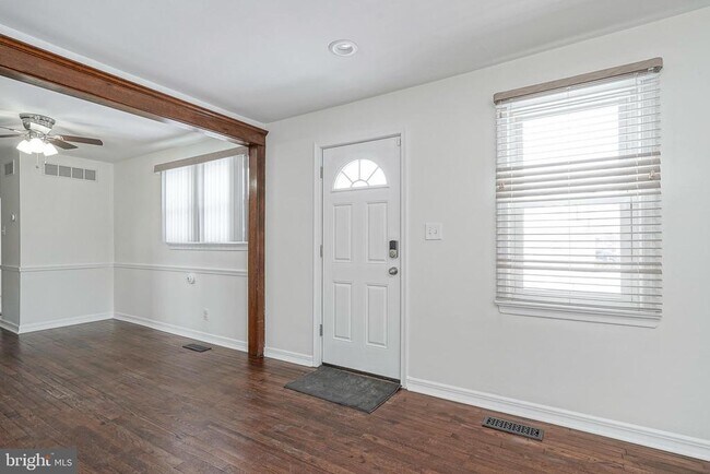 Foto del edificio - 20 Landing Rd