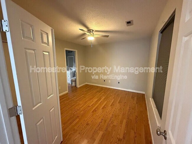 Building Photo - 1324 Forest Creek Dr.