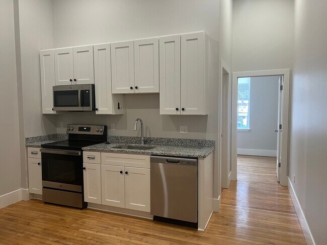 Foto del edificio - 34 St Joseph St