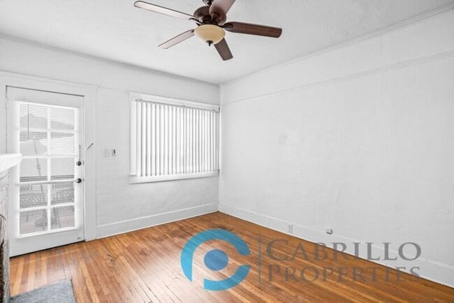 Foto del edificio - 401 Juniper St