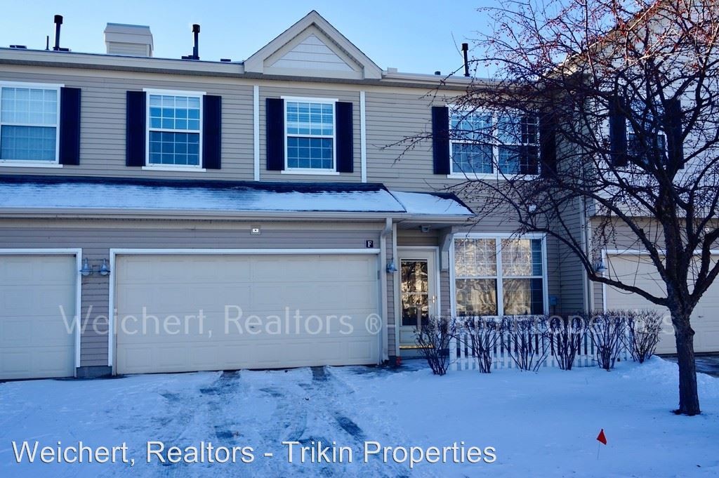 Primary Photo - 12130 Vermillion St NE