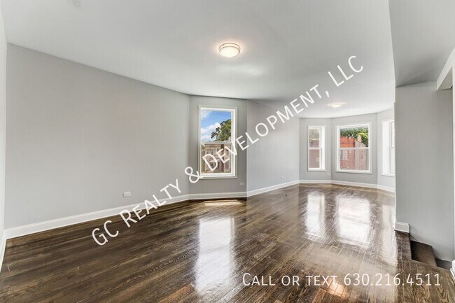 Foto del edificio - 6433 S Vernon Ave