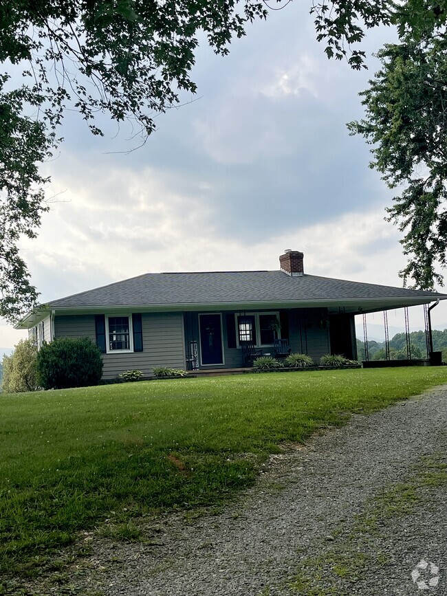 Building Photo - 567 Longshot Ln