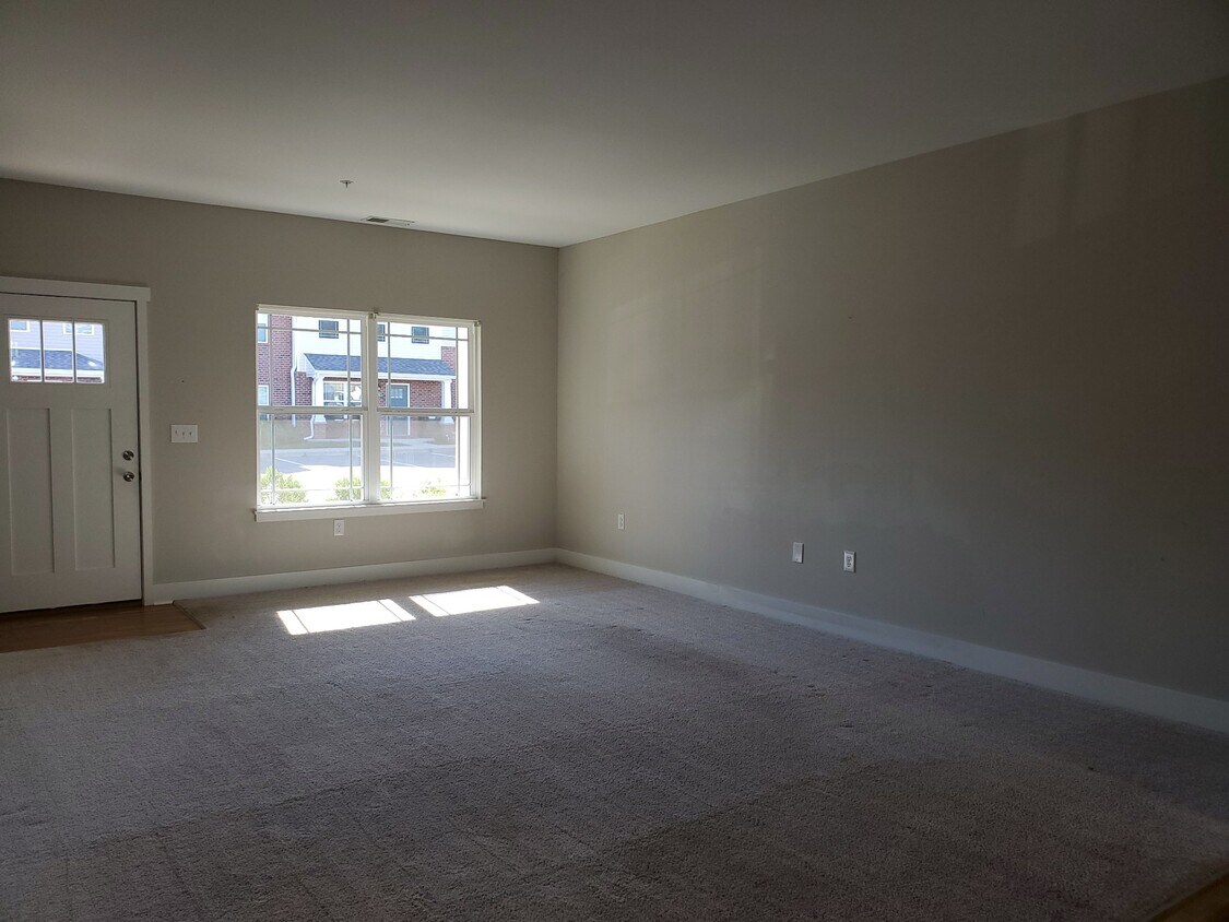 4005 Currant Ct, Spring Hill, TN 37174 Townhome Rentals in Spring