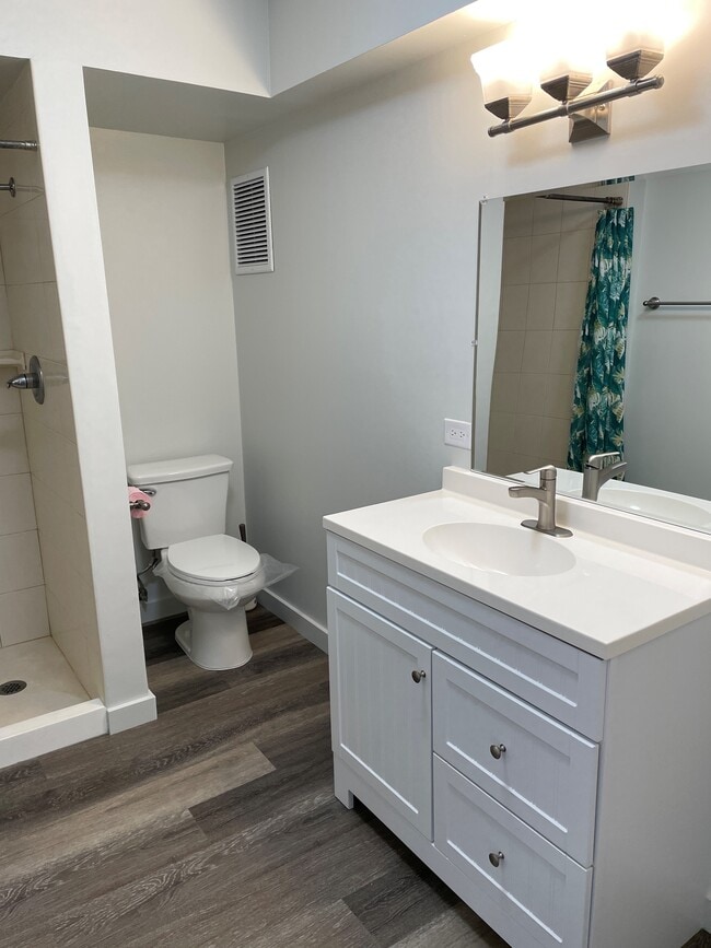 Foto del edificio - 1550 Wilder Ave