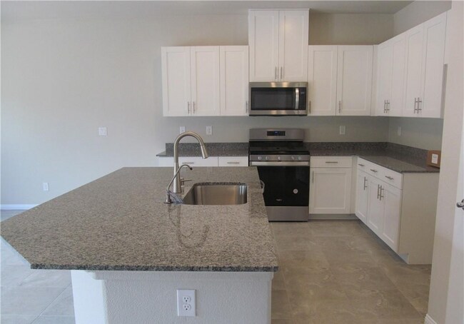 Foto del edificio - 8324 S Miller Ln