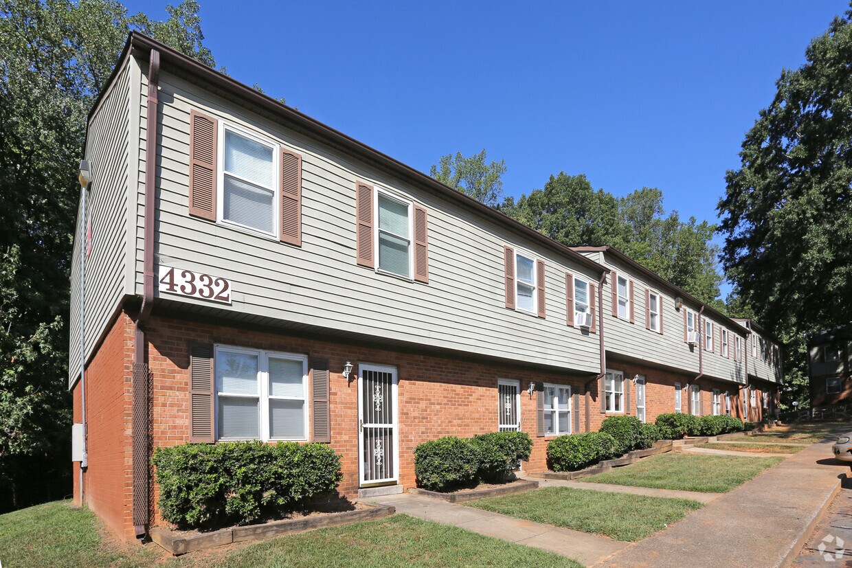 4333G Grove Avenue, Woodbridge Townhomes Alquileres en WinstonSalem
