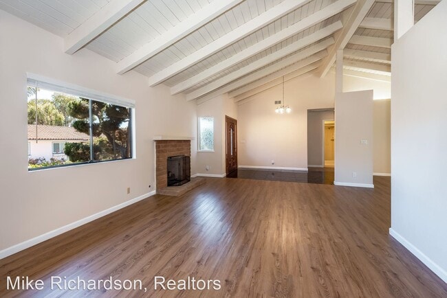 Building Photo - 4 br, 3 bath House - 2118 Cliff Dr