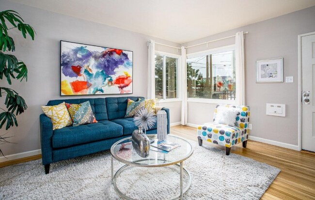 Foto del edificio - 599 63rd St