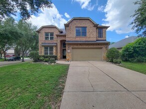 Building Photo - 2814 Bay Springs View