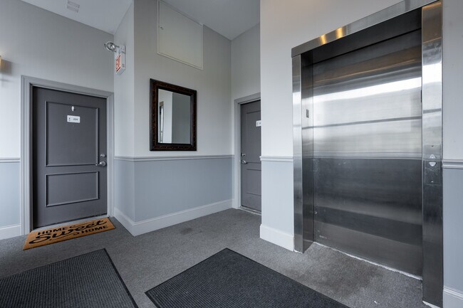 Foto del edificio - 7240 W Devon Ave