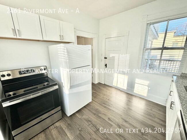 Foto del edificio - Move-In Special: Receive 1/2 Off Your Firs...
