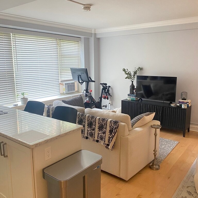 Foto principal - 127 Pinckney St