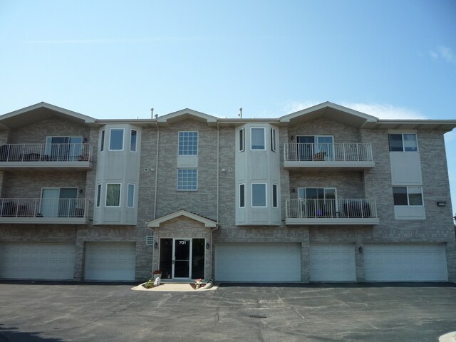 Primary Photo - 701 N 5th Ave