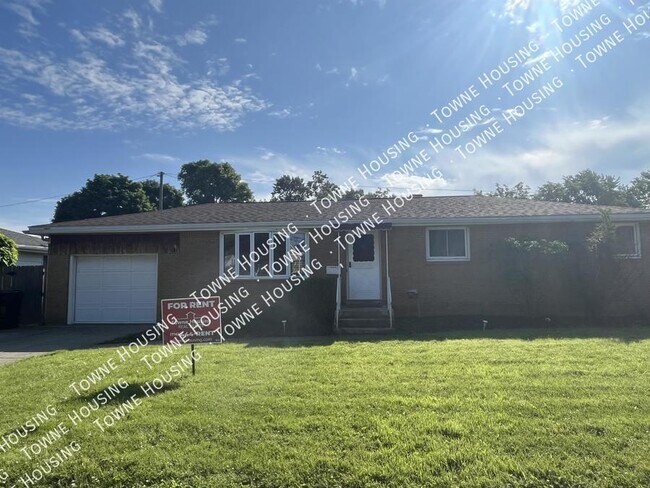 Building Photo - 209 Vicksburg Ave