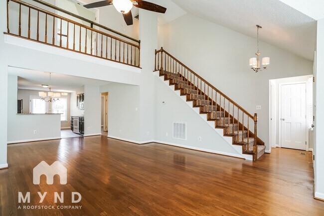Building Photo - 4937 Royal Adelaide Way