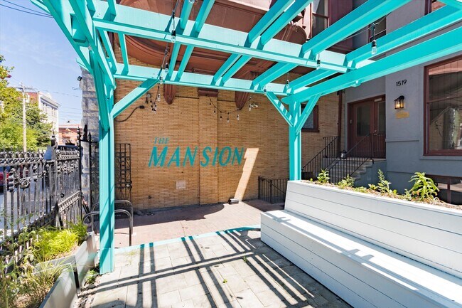 Foto del edificio - 1519 N 16th St