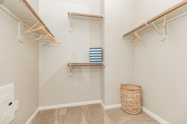 Building Photo - 3400 Louetta Rd