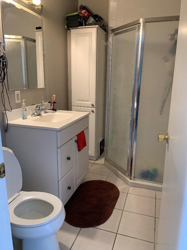 Foto del edificio - 738 N 14th St