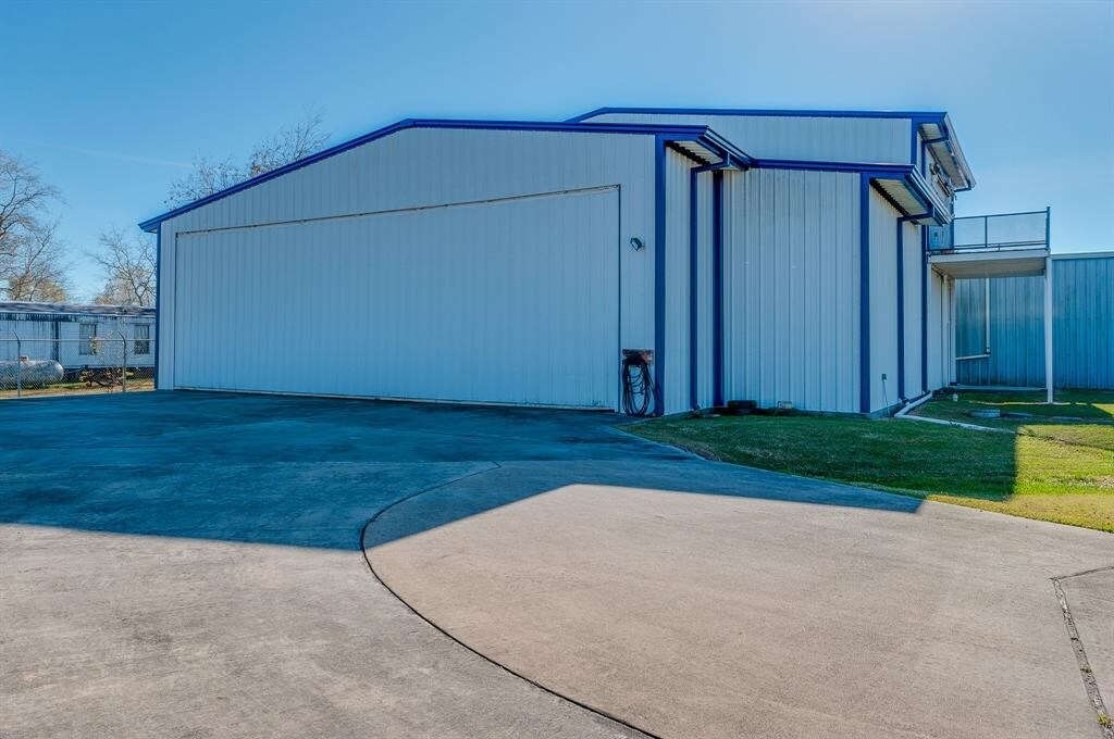 Foto principal - 1815 County Rd 130