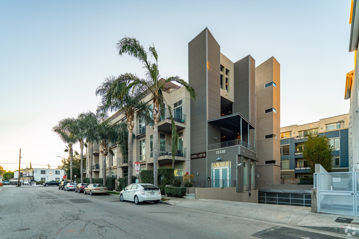 Primary - Steel Lofts