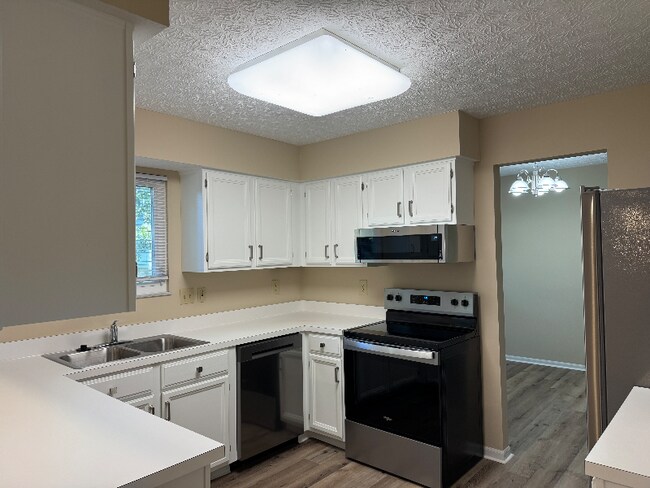 Foto del edificio - 7726 Farmsbury Dr